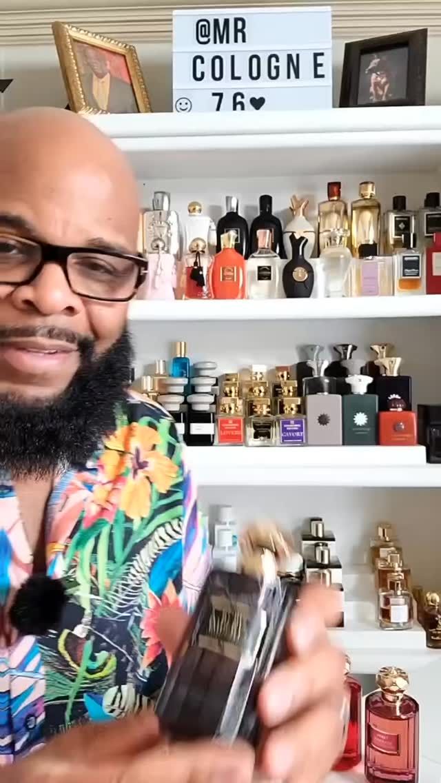 A heartfelt thank you to the incredible @mrcologne76 for the stunning presentation of our beloved Rubis Impérial.

This refined and fresh Fragrance unfolds to the extreme in an olfactory composition with an assertive character.

Enriched with lemon from Italy, the floral notes are supported by accords of lavender and warm vanilla which gives this elixir an elegant and fresh trail.

Top Notes
Lemon from Italy, Citrus accord, Bergamot, Vanilla Accord.

Heart Notes
Lavender, Indonesian Patchouli

Base Notes
Absolute Labdanum, Musk, Amber

www.imperialparfums.com